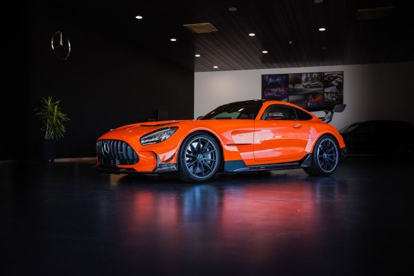 Mercedes-Benz · Fotografía — Gt black
